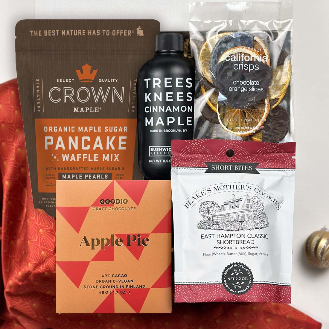 kadoo pancake holiday gift box with pancake waffle mix, maple syrup, chocolate bar, cookies, and more