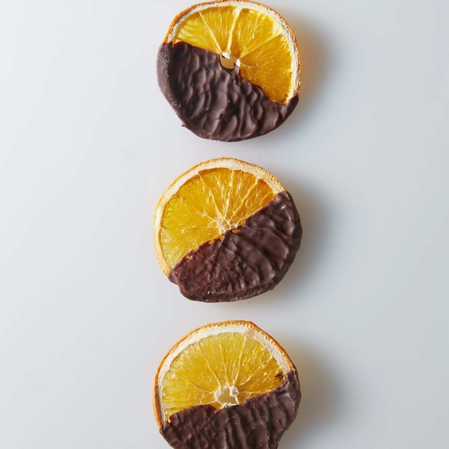 dardimans california crispy orange slices covered in chocolate.