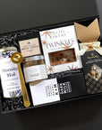 kadoo office group snack perfect for corporate gifting. Inside box: chocolate, popcorn, cookie, coffee and more.